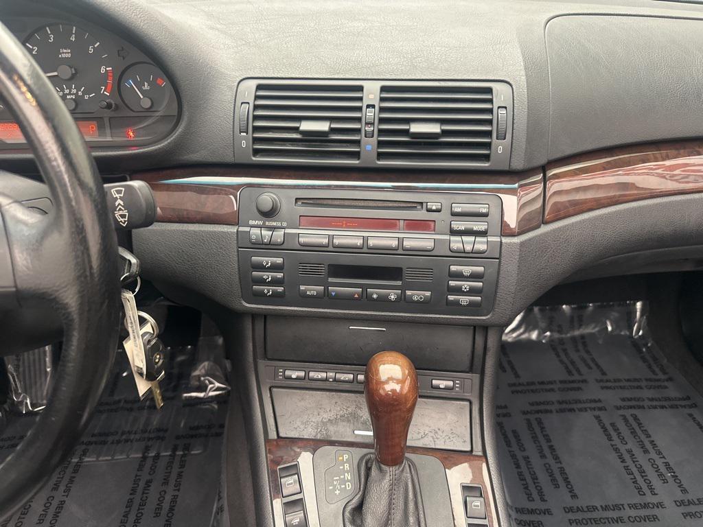 used 2002 BMW 325 car, priced at $7,995