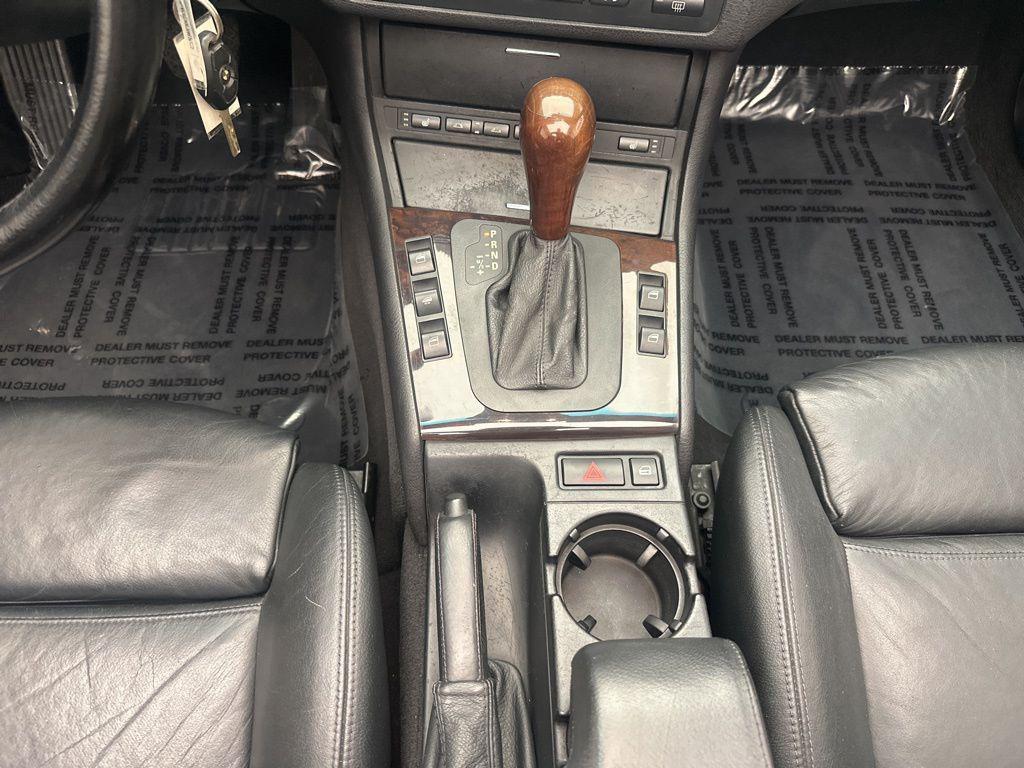 used 2002 BMW 325 car, priced at $7,895