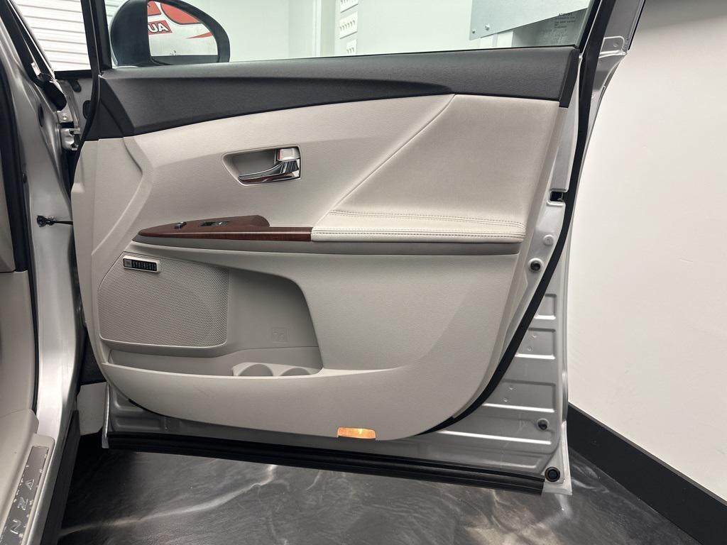 used 2009 Toyota Venza car, priced at $9,895