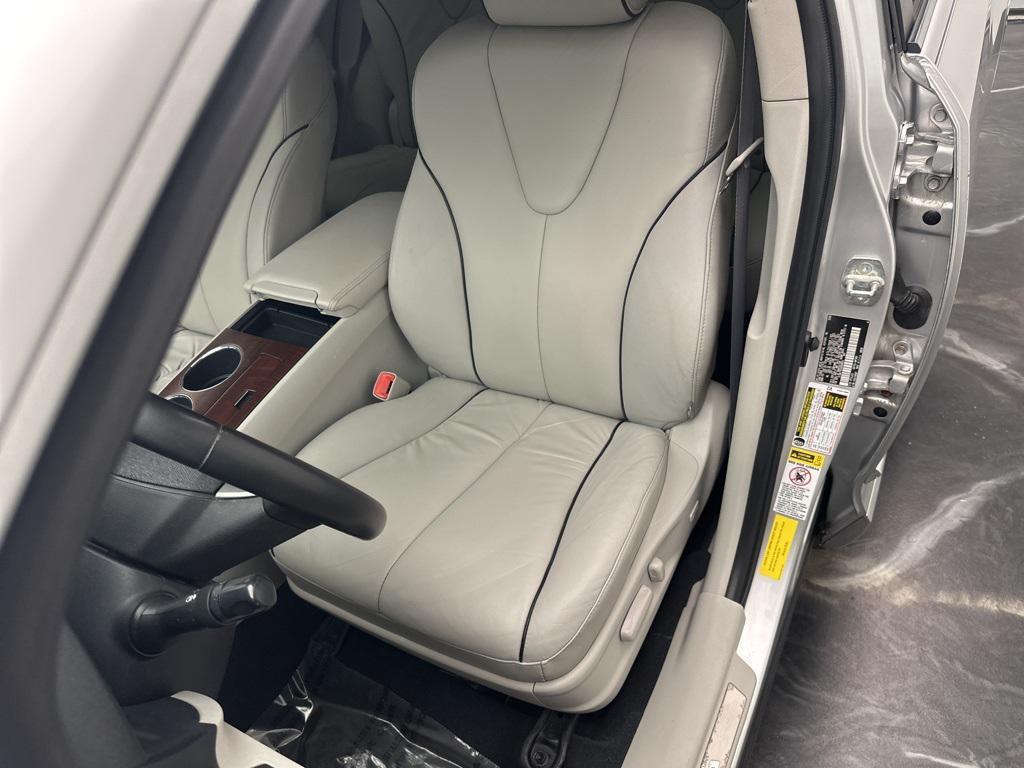 used 2009 Toyota Venza car, priced at $9,895