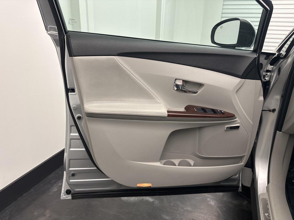 used 2009 Toyota Venza car, priced at $9,895