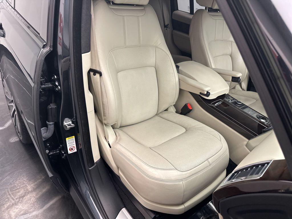 used 2019 Land Rover Range Rover car, priced at $31,995