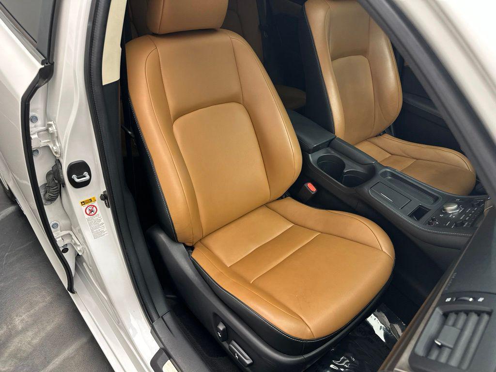 used 2016 Lexus CT 200h car, priced at $15,895