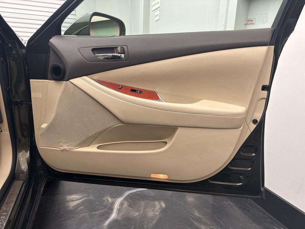 used 2010 Lexus ES 350 car, priced at $10,995
