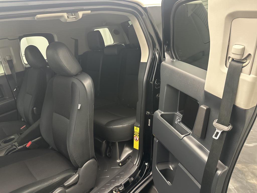 used 2011 Toyota FJ Cruiser car, priced at $21,495