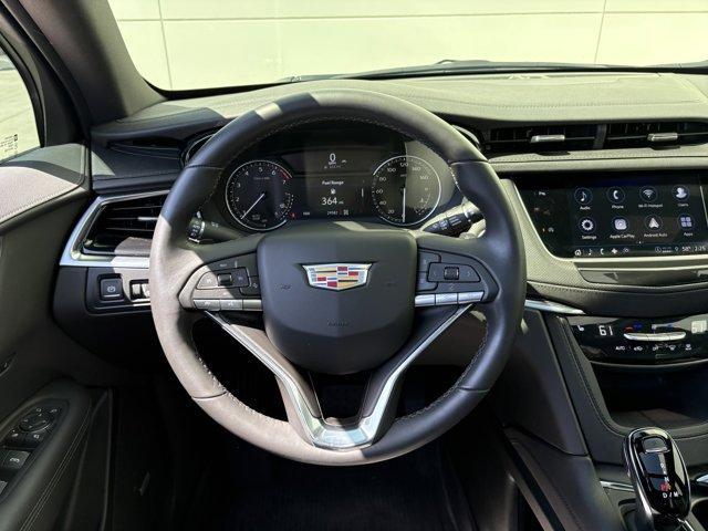 used 2024 Cadillac XT6 car, priced at $40,995