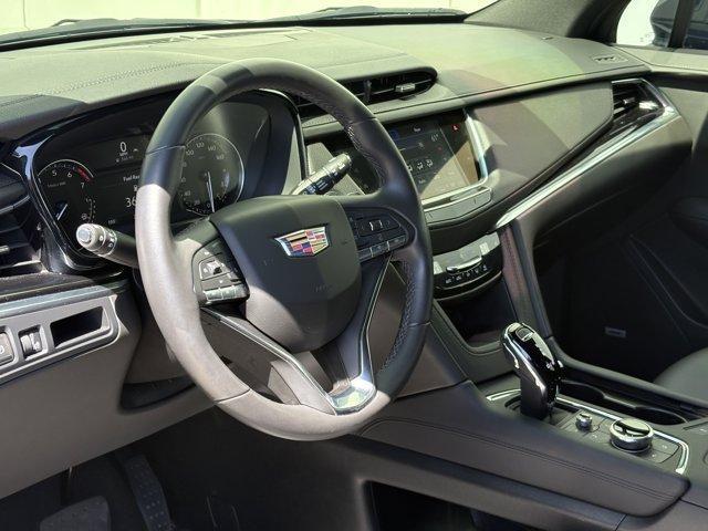 used 2024 Cadillac XT6 car, priced at $40,995