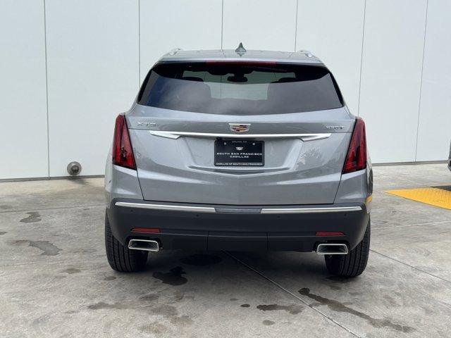 new 2025 Cadillac XT5 car, priced at $45,690