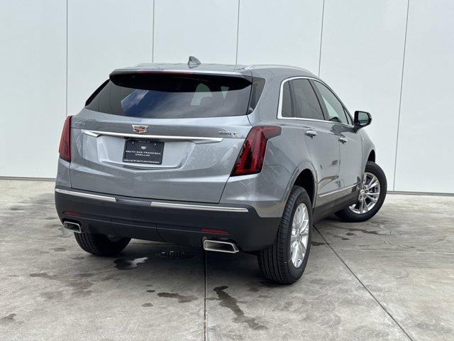 new 2025 Cadillac XT5 car, priced at $45,690