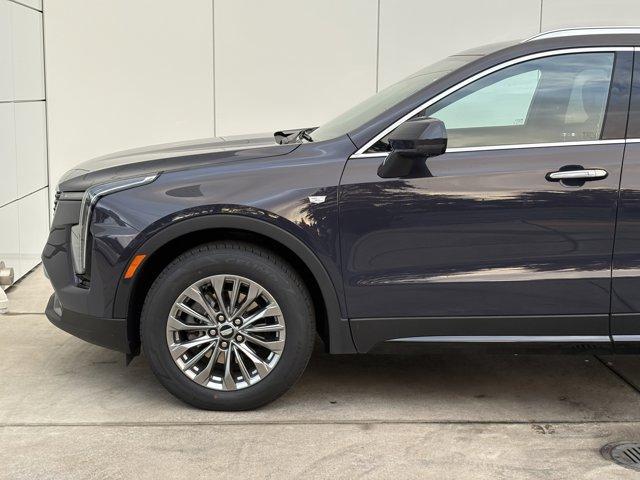 used 2025 Cadillac XT4 car, priced at $29,990