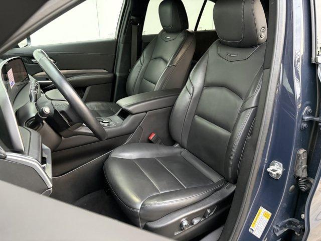 used 2025 Cadillac XT4 car, priced at $29,990