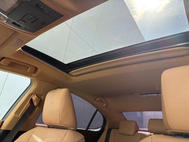 used 2024 Lexus ES 300h car, priced at $40,998