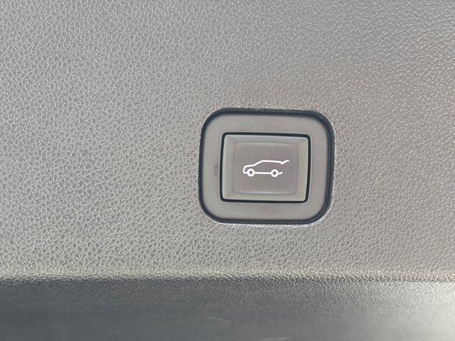 used 2024 Cadillac XT6 car, priced at $41,995