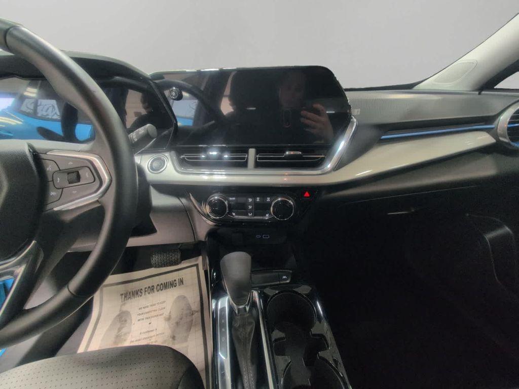 used 2025 Chevrolet Trax car, priced at $21,990