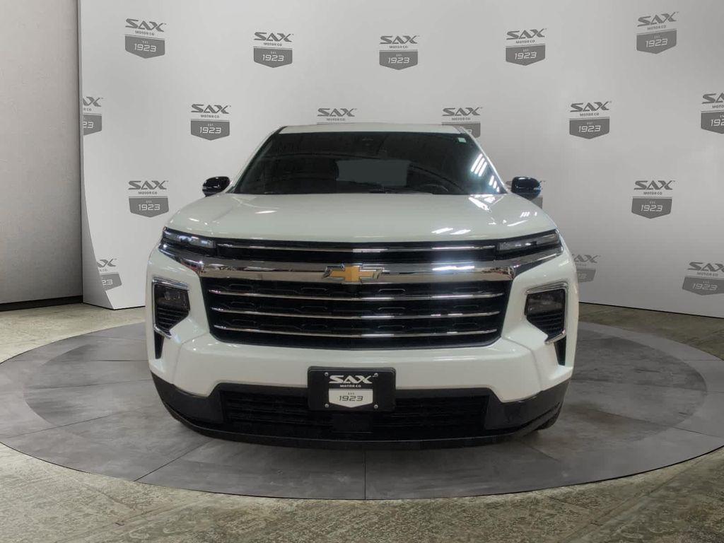 used 2025 Chevrolet Traverse car, priced at $41,995