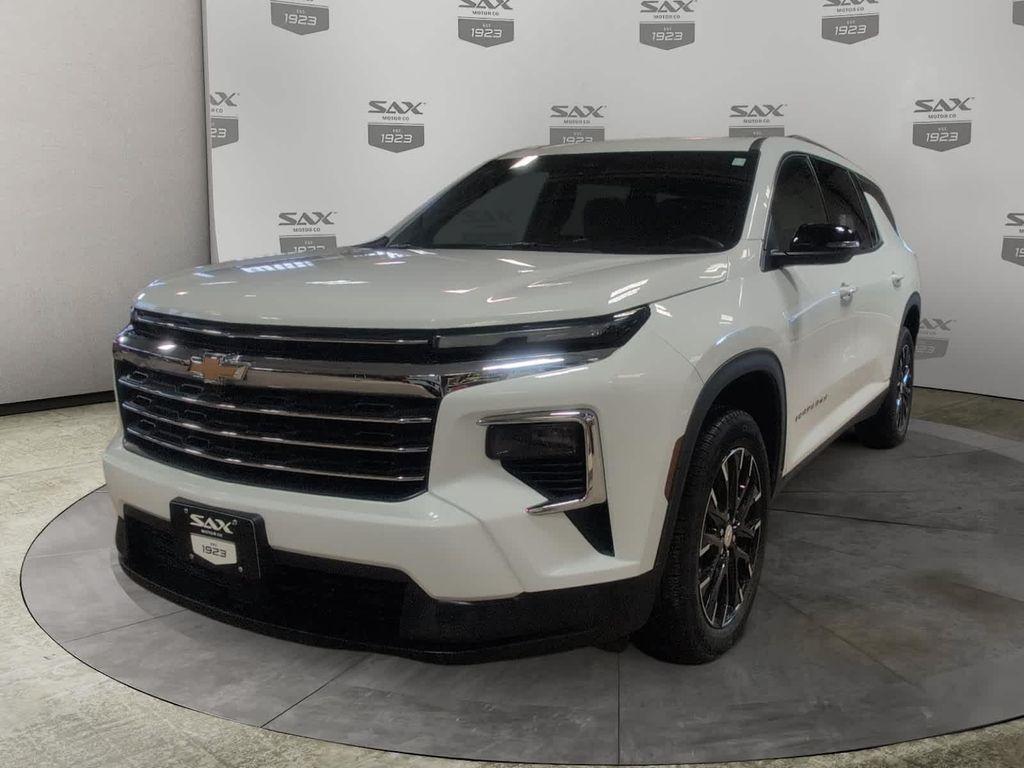 used 2025 Chevrolet Traverse car, priced at $41,995