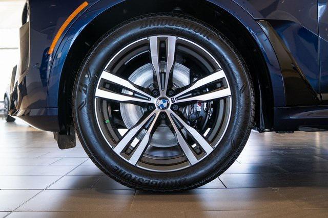 new 2026 BMW X7 car, priced at $99,400