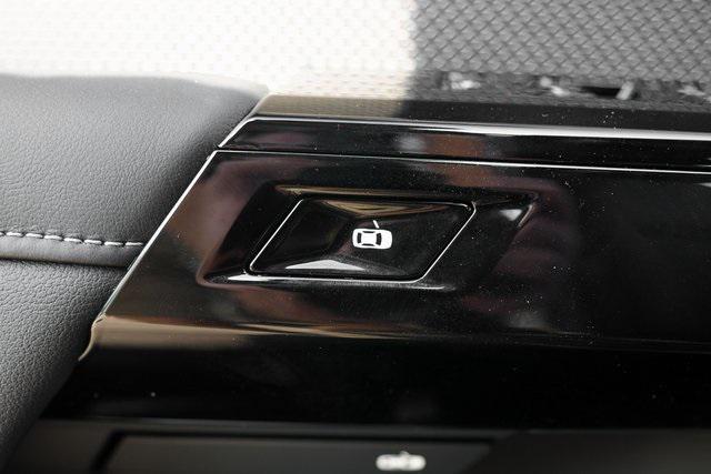 new 2026 BMW i7 car, priced at $129,725