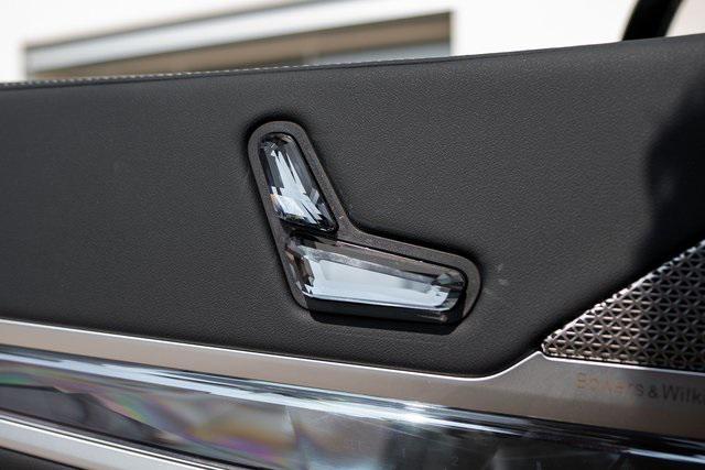 new 2026 BMW i7 car, priced at $129,725