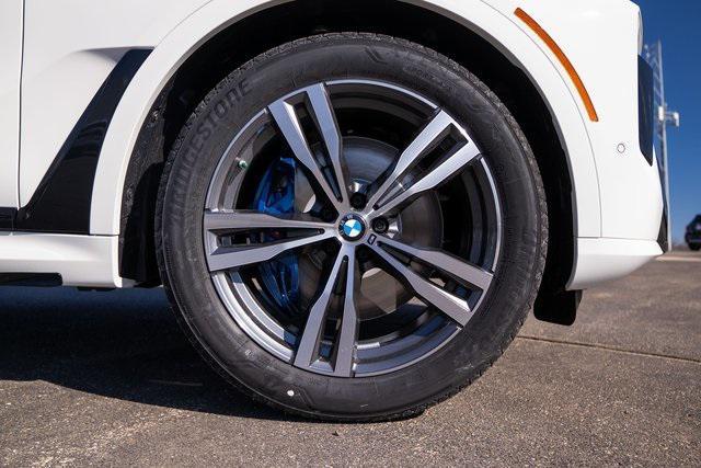 new 2026 BMW X7 car, priced at $99,650