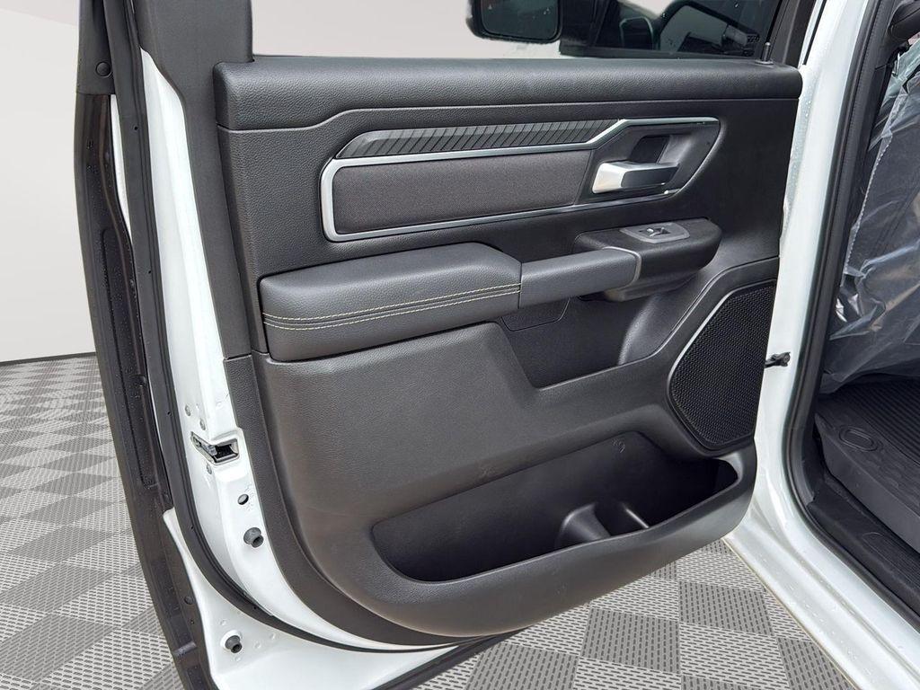 new 2025 Ram 1500 car, priced at $43,428