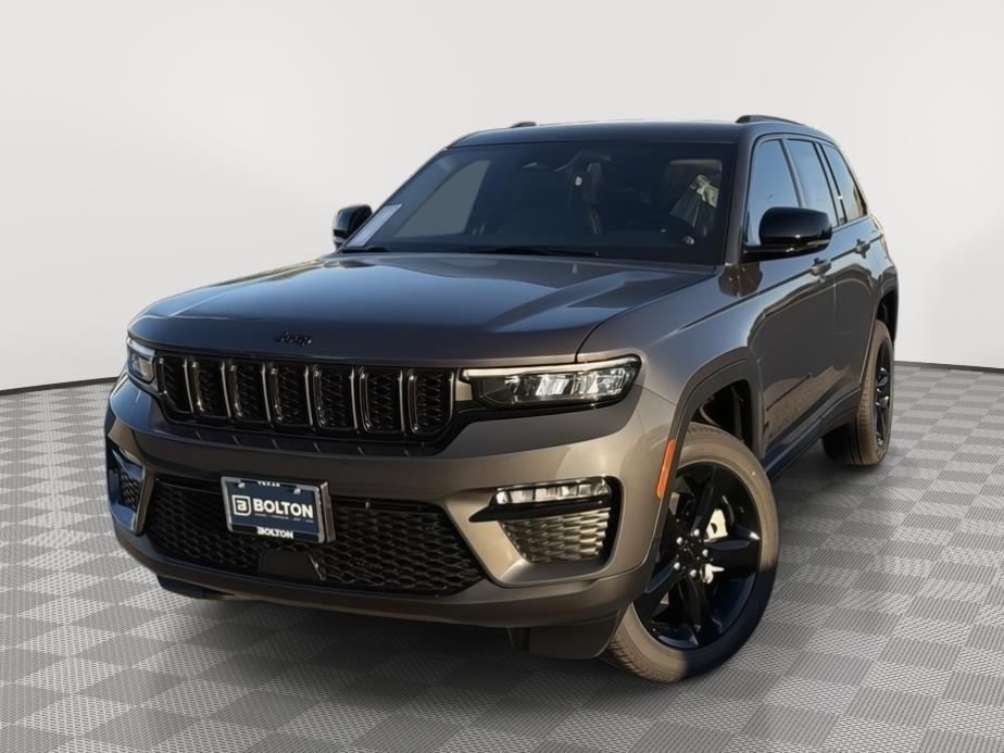 new 2025 Jeep Grand Cherokee car, priced at $43,428