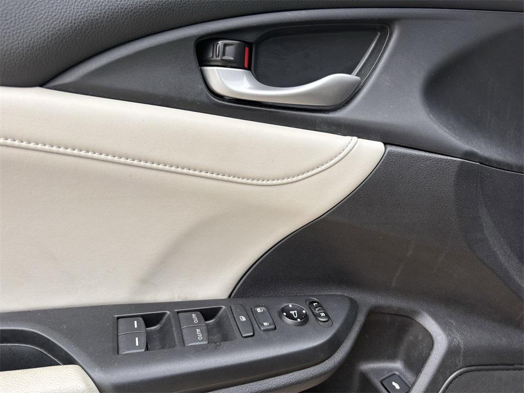 used 2020 Honda Insight car, priced at $18,749