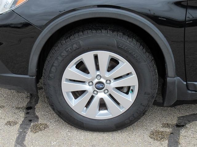 used 2015 Subaru Outback car, priced at $15,900