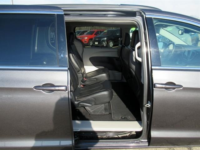 used 2022 Chrysler Pacifica car, priced at $18,900