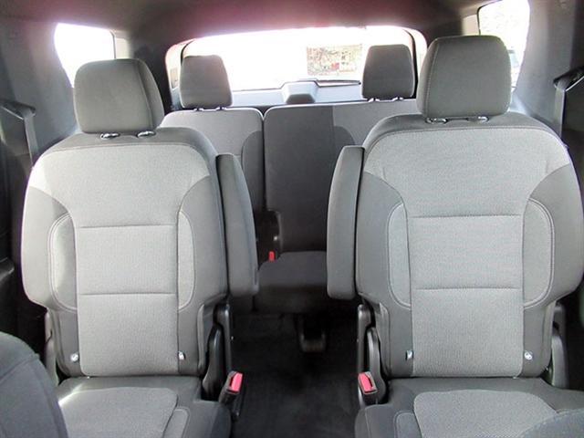 used 2022 Chevrolet Traverse car, priced at $18,900