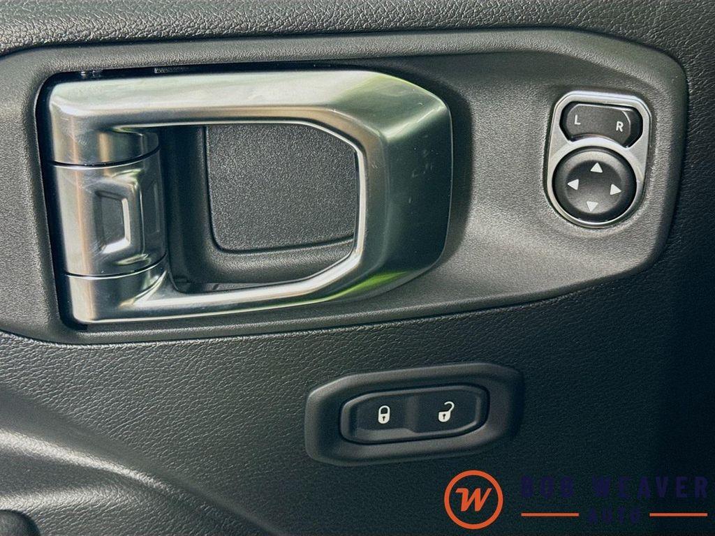 new 2025 Jeep Wrangler car, priced at $50,097