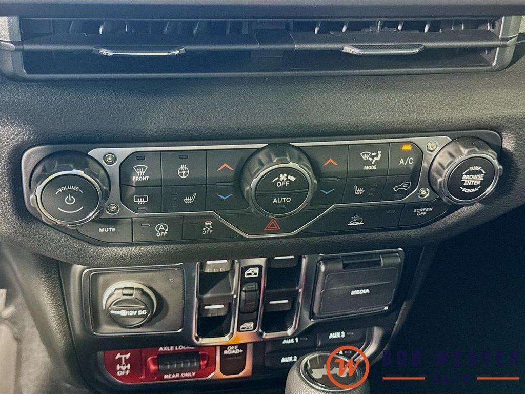 new 2025 Jeep Wrangler car, priced at $49,854