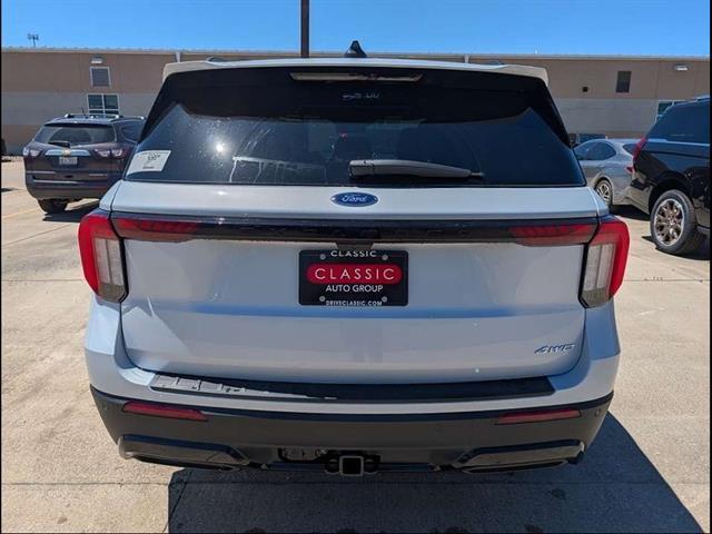 new 2026 Ford Explorer car, priced at $50,077