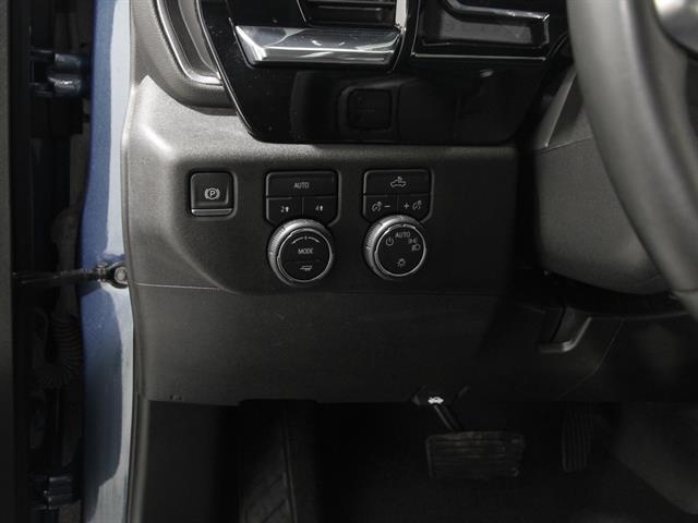 used 2024 Chevrolet Silverado 1500 car, priced at $32,990