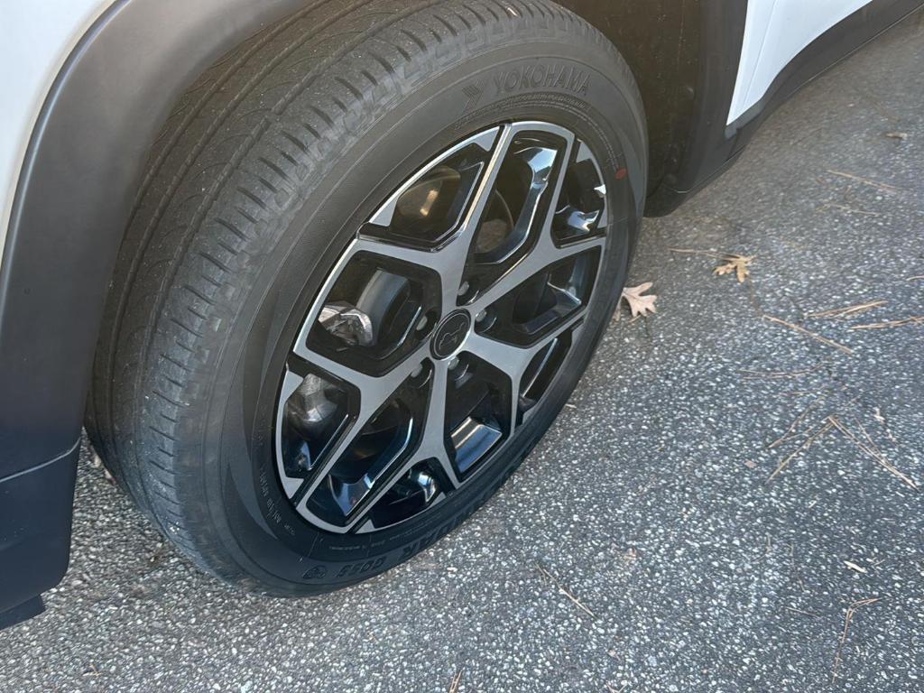 used 2025 Jeep Compass car, priced at $24,999