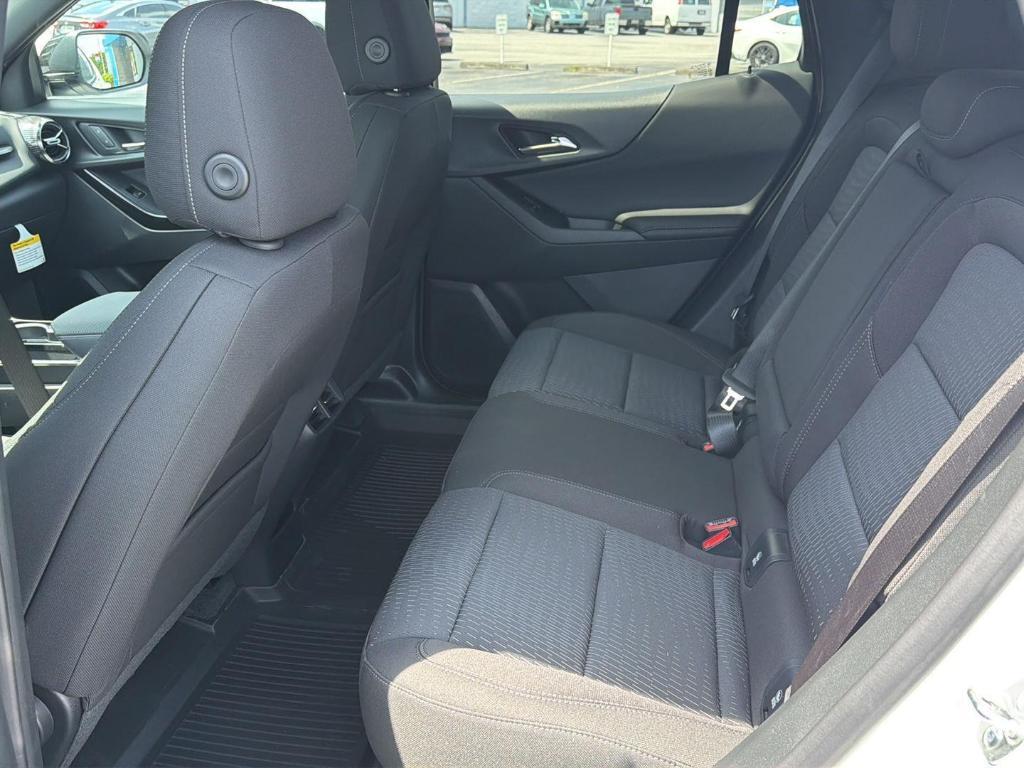 new 2026 Chevrolet Equinox car, priced at $32,205