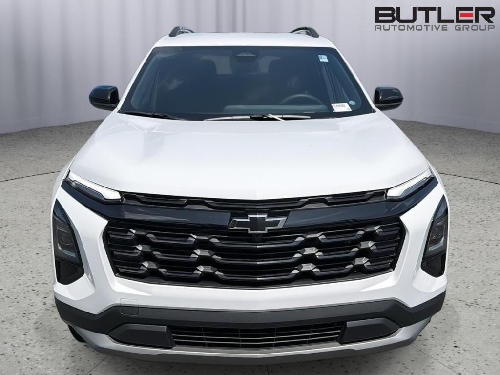 new 2026 Chevrolet Equinox car, priced at $32,205