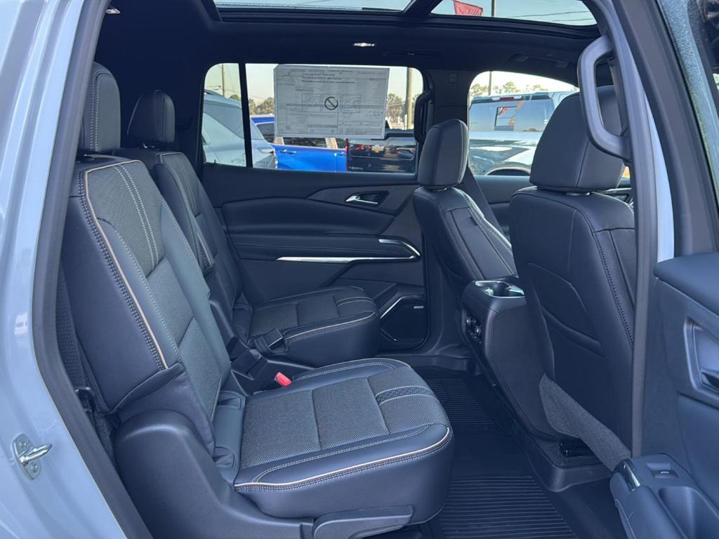 new 2026 Chevrolet Traverse car, priced at $56,999