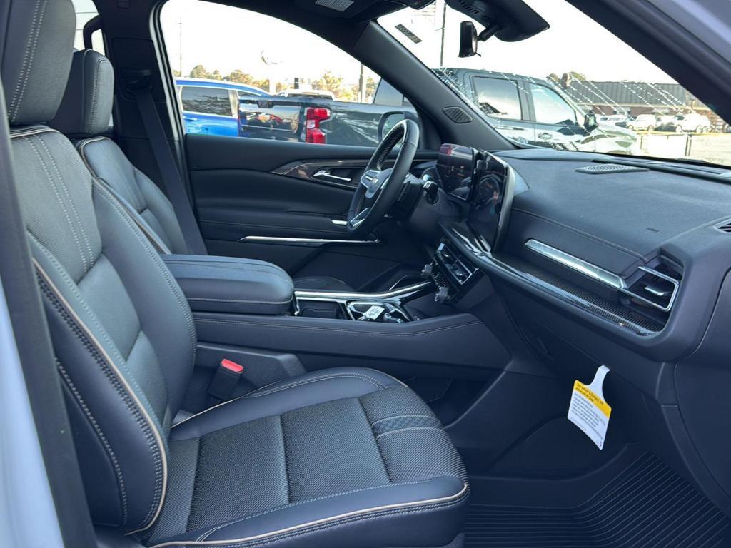 new 2026 Chevrolet Traverse car, priced at $56,999