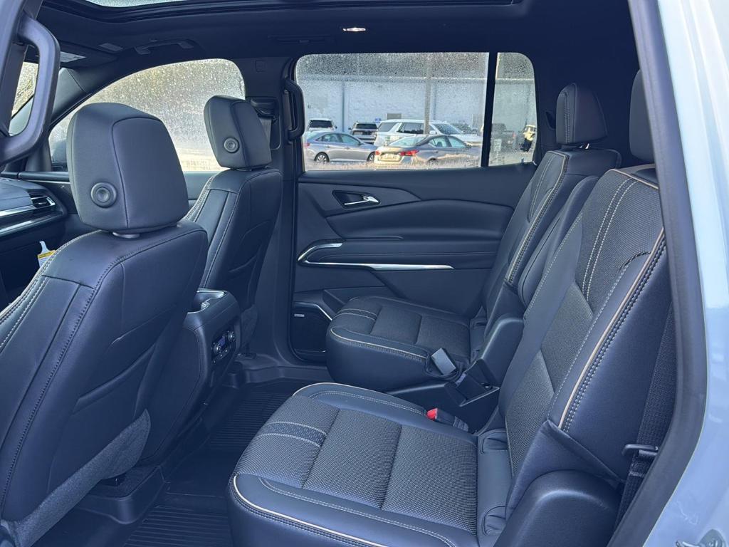 new 2026 Chevrolet Traverse car, priced at $56,999