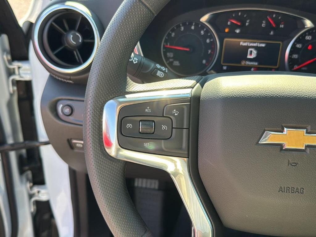 new 2025 Chevrolet Blazer car, priced at $32,780