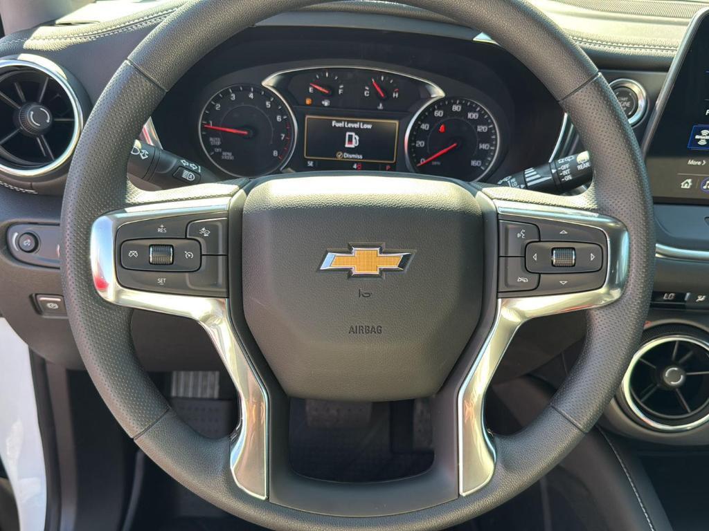 new 2025 Chevrolet Blazer car, priced at $32,780