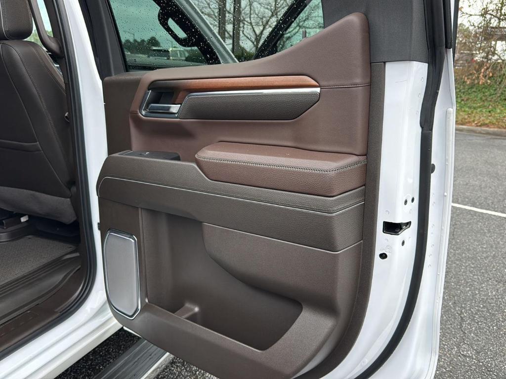 used 2024 GMC Sierra 1500 car, priced at $55,998