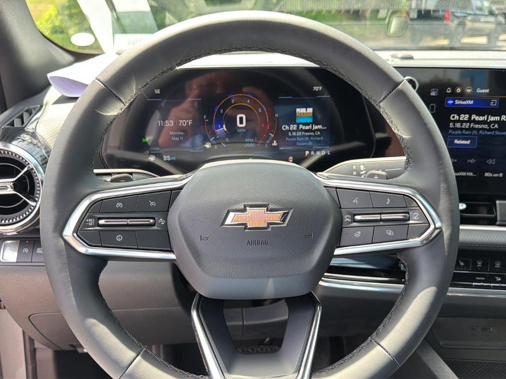 new 2026 Chevrolet Equinox car, priced at $31,160