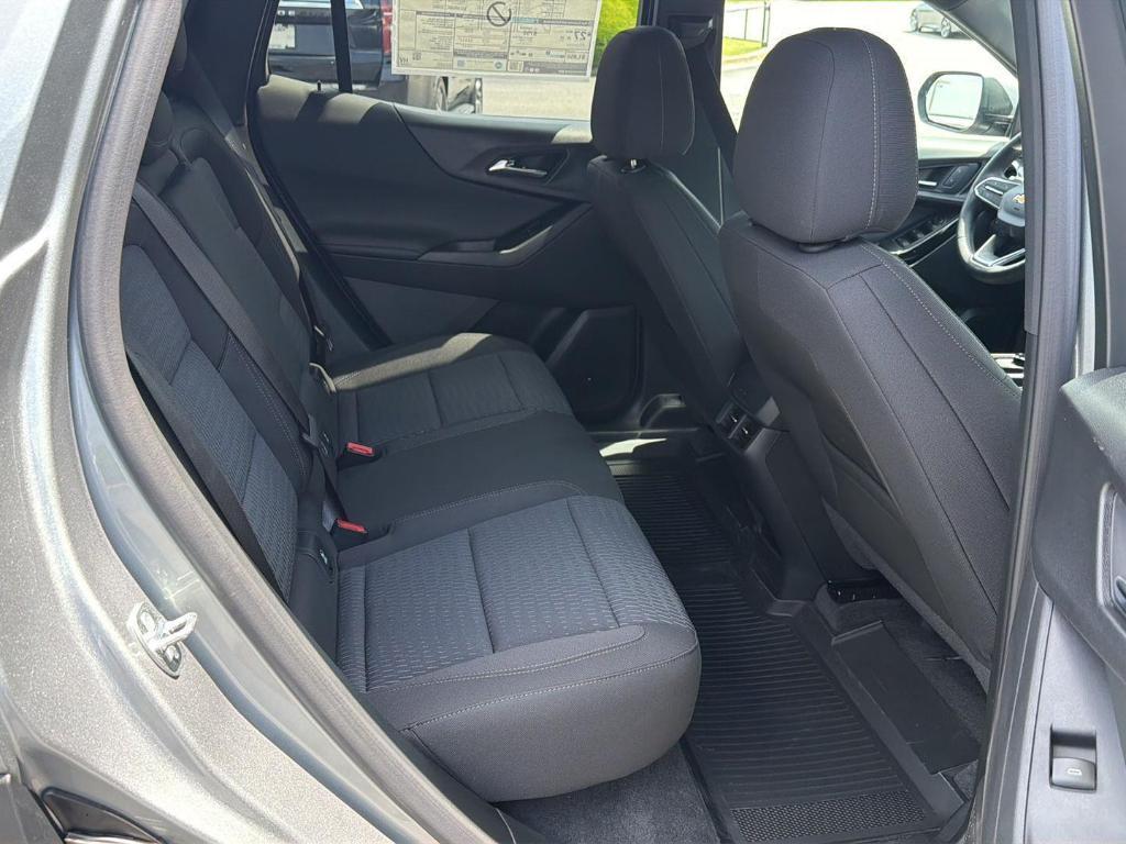 new 2026 Chevrolet Equinox car, priced at $31,160