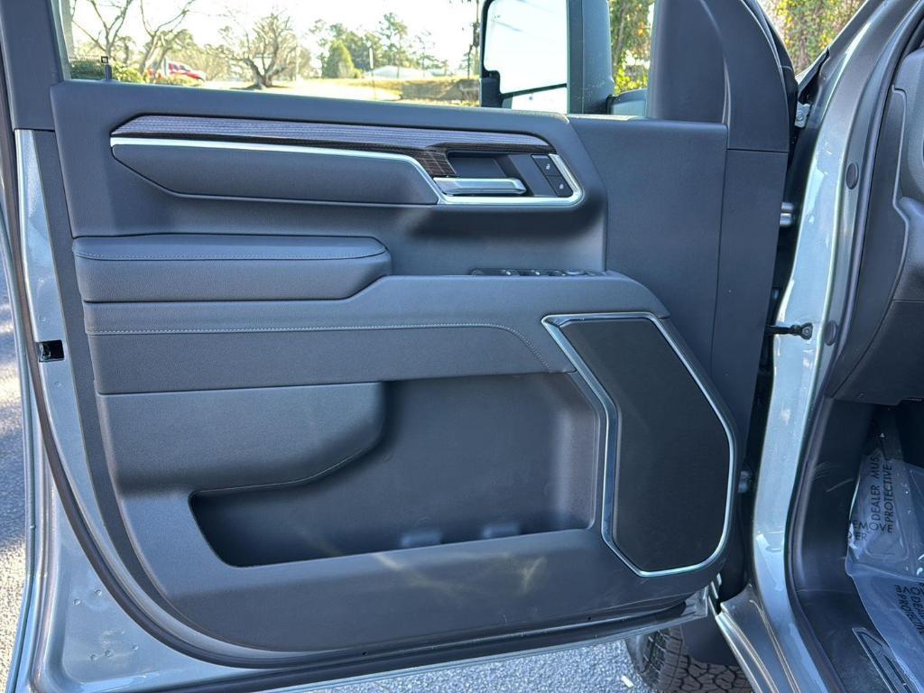 new 2026 Chevrolet Silverado 2500 car, priced at $69,286