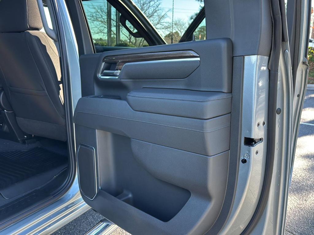 new 2026 Chevrolet Silverado 2500 car, priced at $69,286