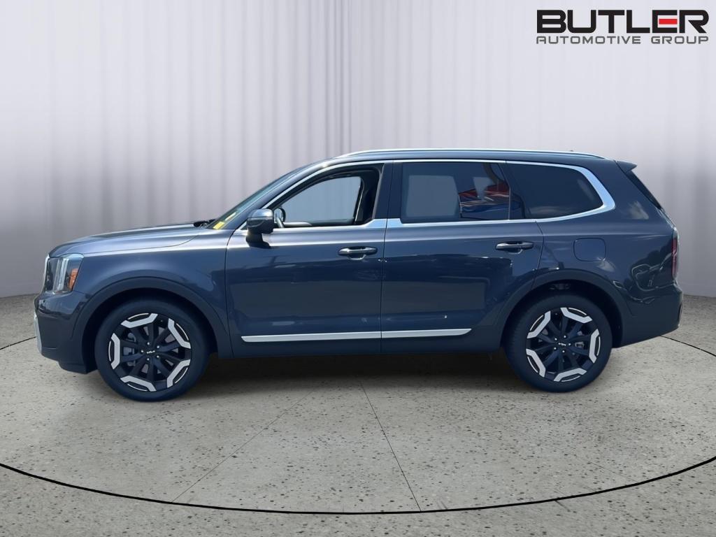 used 2025 Kia Telluride car, priced at $38,998