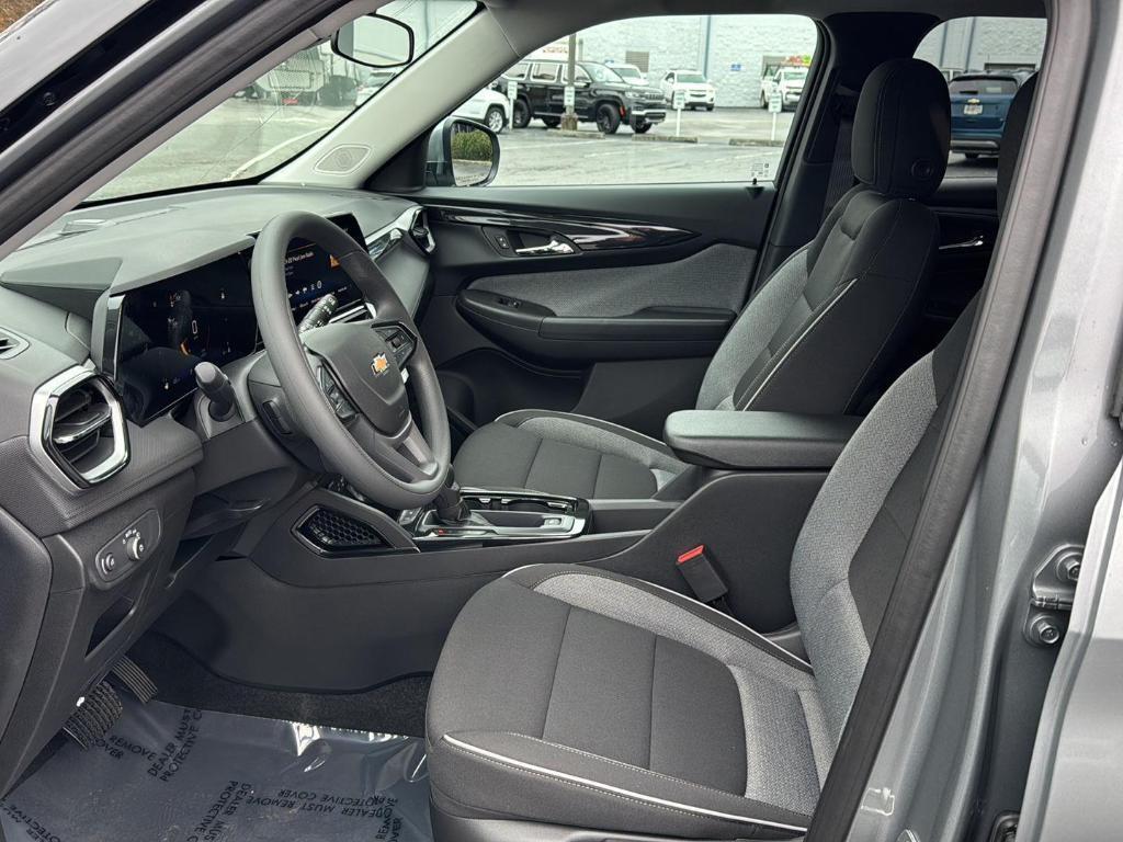 new 2026 Chevrolet TrailBlazer car, priced at $27,220
