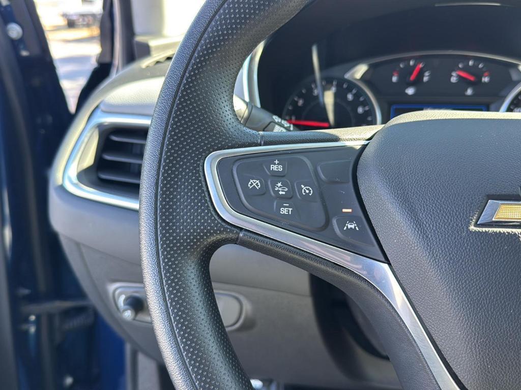 used 2022 Chevrolet Equinox car, priced at $19,999